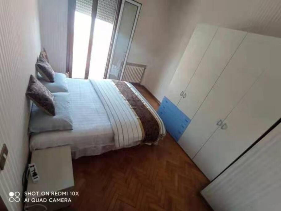Linda'S Apparment Rooms Местре Экстерьер фото
