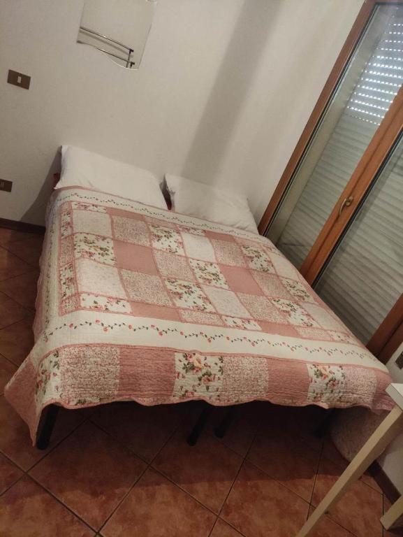Linda'S Apparment Rooms Местре Экстерьер фото